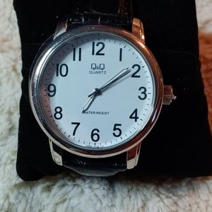 Q&Q WATCH